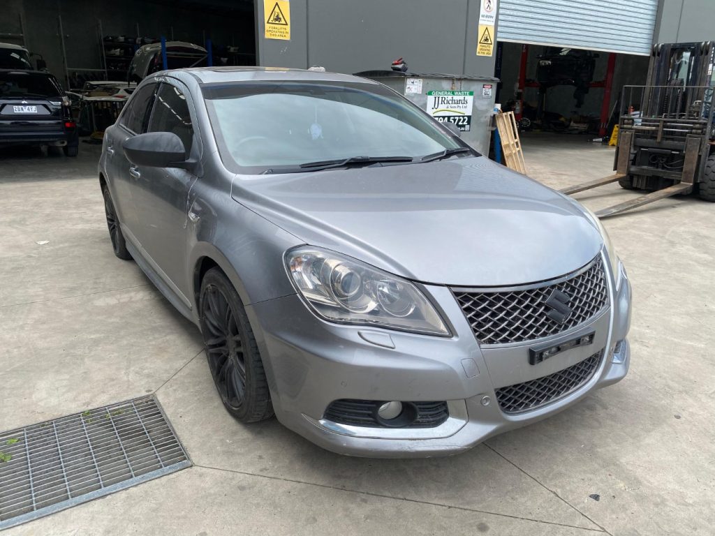Car Wreckers - Suzuki Kizashi 2010 Silver Auto Petrol