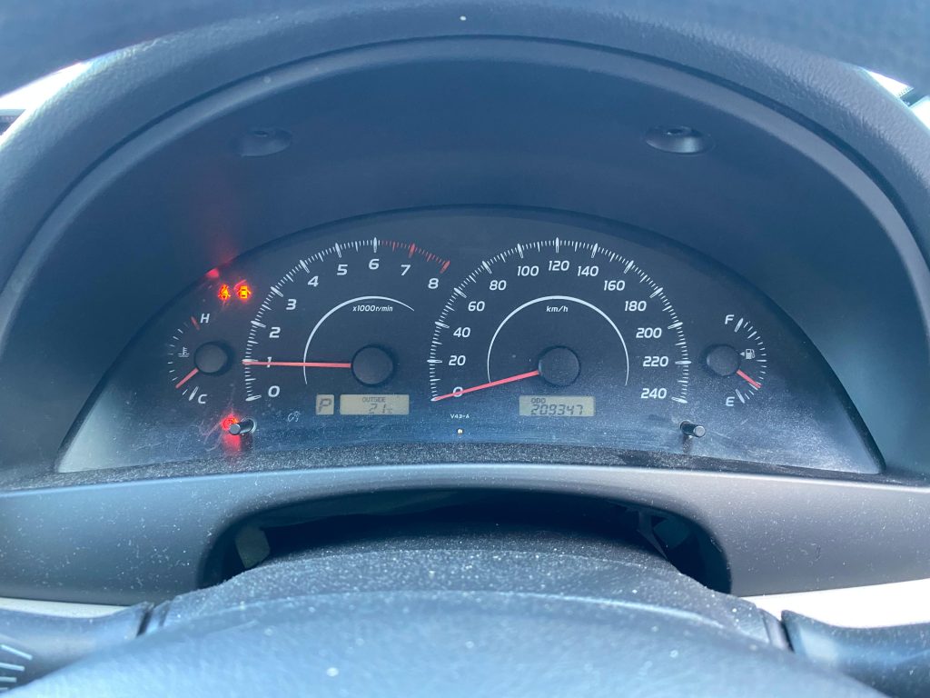 Car Wreckers - Toyota Camry 2010 White Auto Petrol