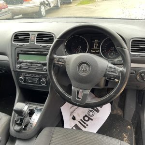 Car Wreckers - Volkswagen Golf Wagon 2010 Grey Auto