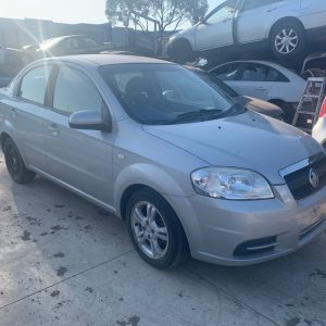 2010 holden barina