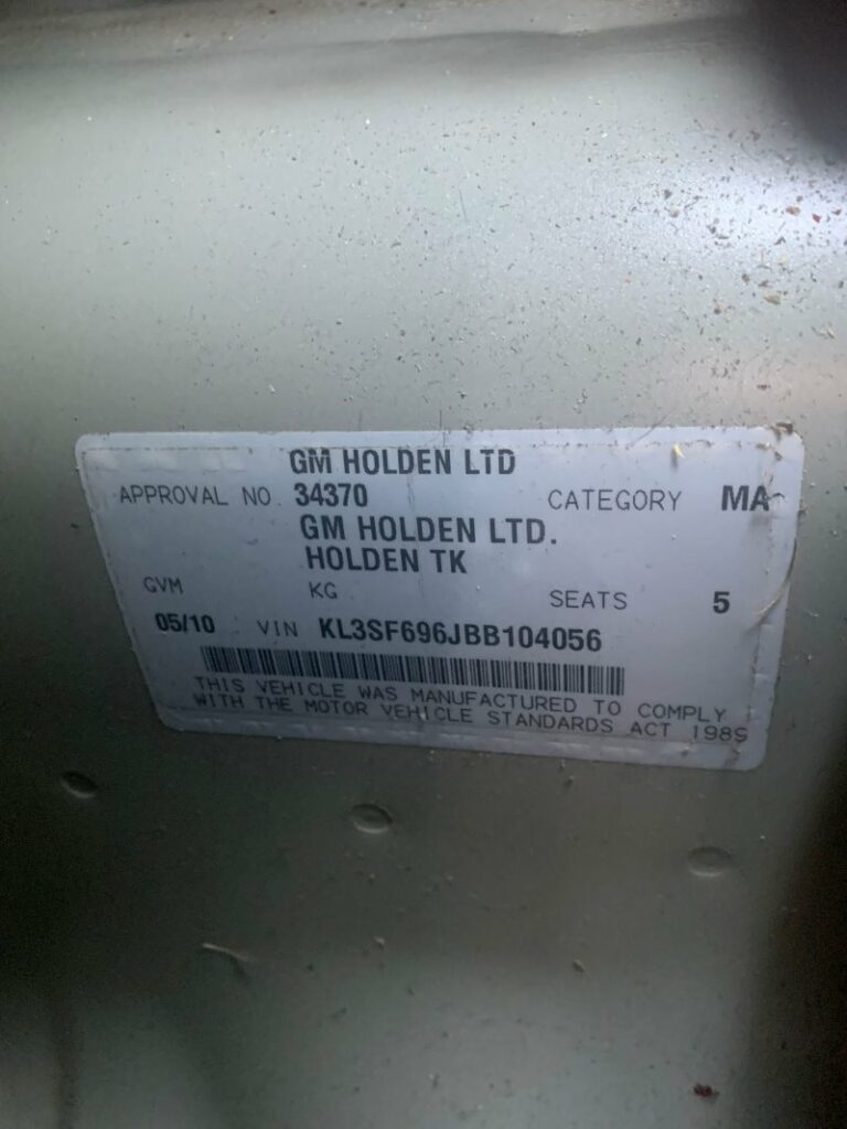 2010 holden barina