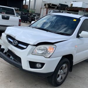 Car Wreckers - Kia Sportage 2010