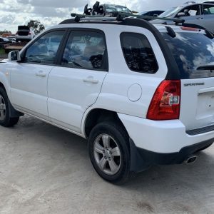 Car Wreckers - Kia Sportage 2010