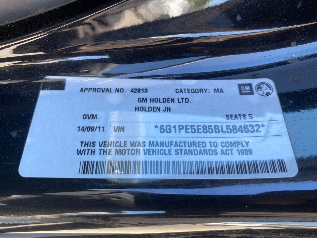 Car Wreckers - Holden Cruze 2011 Black Auto Petrol
