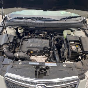 Car Wreckers - Holden Cruze 2011 White Auto Petrol