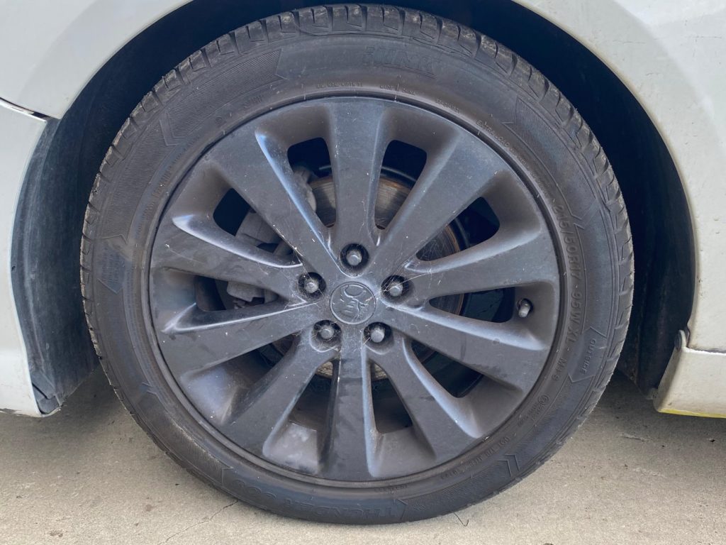 Car Wreckers - Holden Cruze 2011 White Auto Petrol