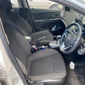 Car Wreckers - Holden Cruze 2011 White Auto Petrol