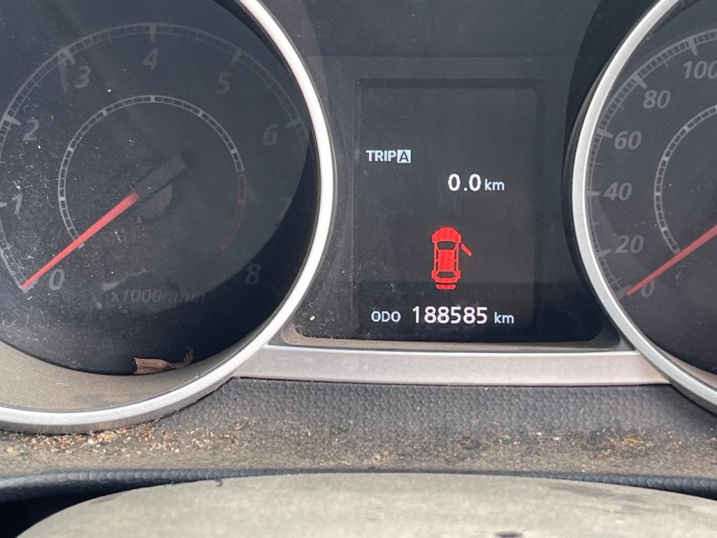 Car Wreckers - Mitsubishi Outlander 2011 White Auto Petrol