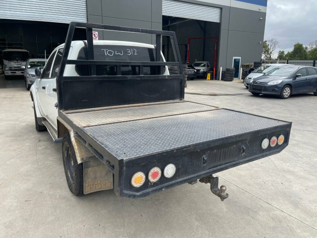 Car Wrecking - 2011 Mitsubishi Triton