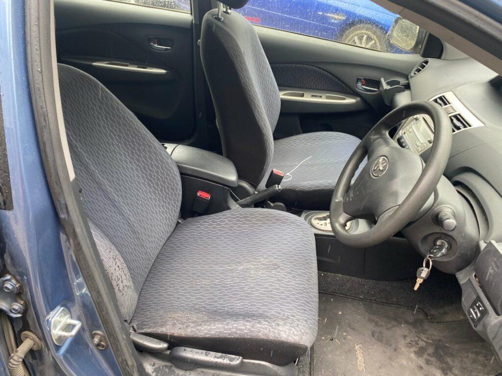 Car Wreckers - Toyota Yaris 2011