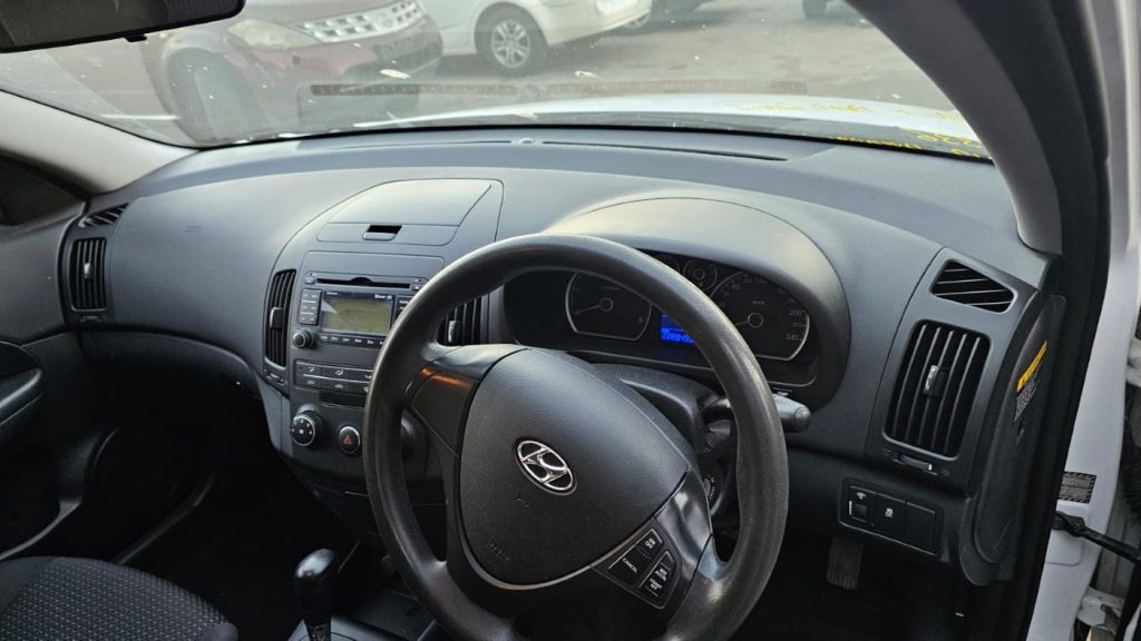 Hyundai i30 2012 FD CRDi 1.6L D4FB Euro 4 DOHC 16v Turbo Diesel Direct Inj. 4cyl 85kW Wagon FWD