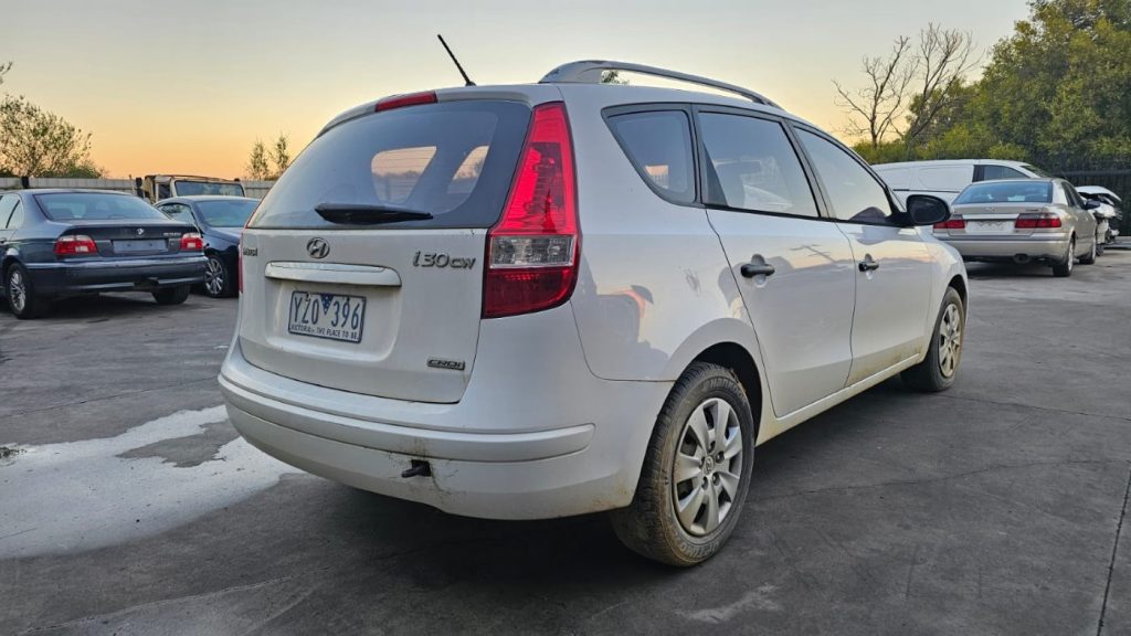 Hyundai i30 2012 FD CRDi 1.6L D4FB Euro 4 DOHC 16v Turbo Diesel Direct Inj. 4cyl 85kW Wagon FWD