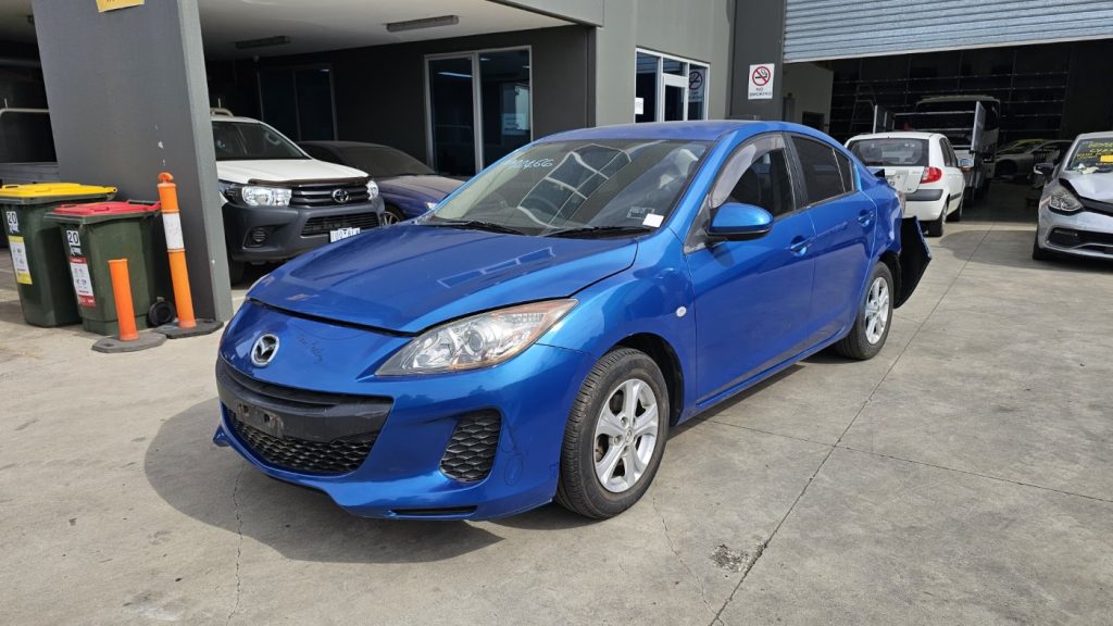 Car Wreckers - Mazda 3 2012 Blue Auto Petrol