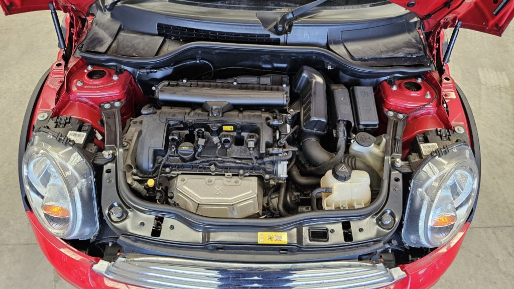 Car Wreckers - Mini Cooper 2012 Red Manual Petrol