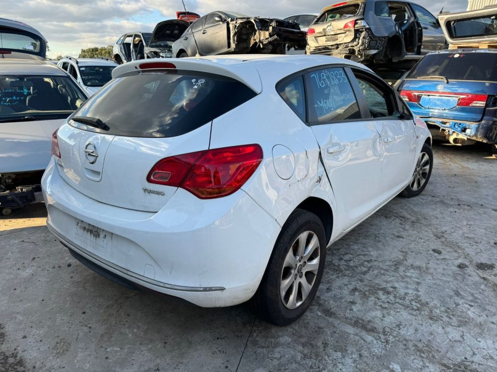 Car Wreckers - Opel Astra 2012 White Auto