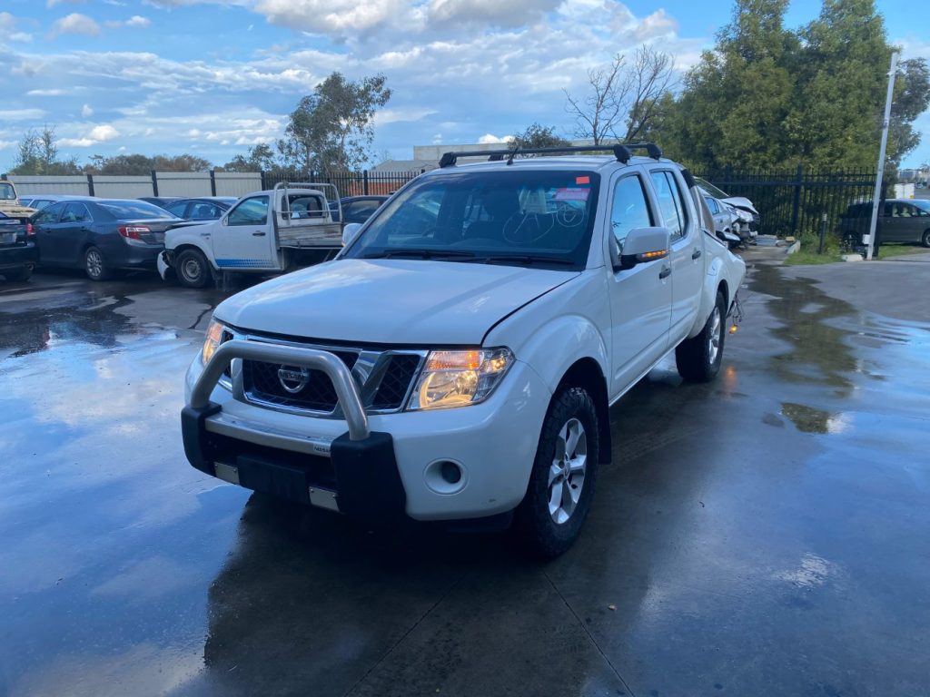 Nissan Navara 2012 D40 dCi 2.5L YD25DDTi DOHC 16v Turbo Diesel Direct Inj. 4cyl 126kW Utility AWD