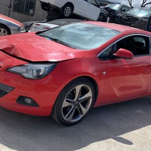 Car Wreckers - Opel Astra 2012