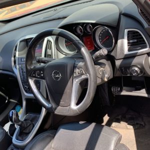 Car Wreckers - Opel Astra 2012