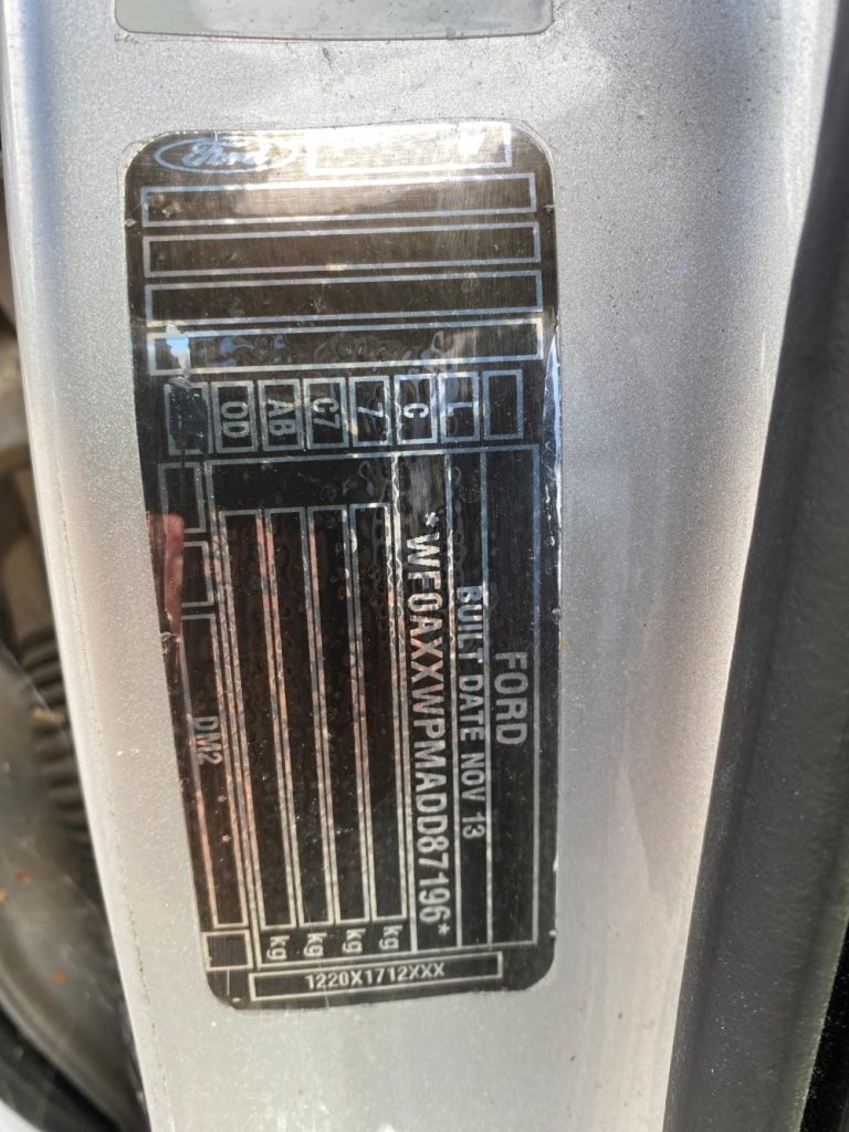 Car Wreckers - Ford Kuga 2013 Silver Auto Petrol