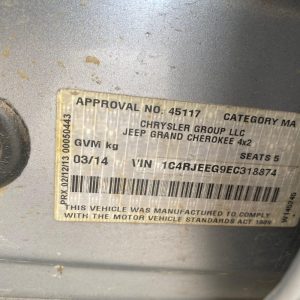 Car Wreckers - Jeep Grand Cherokee 2013 Silver Auto Petrol