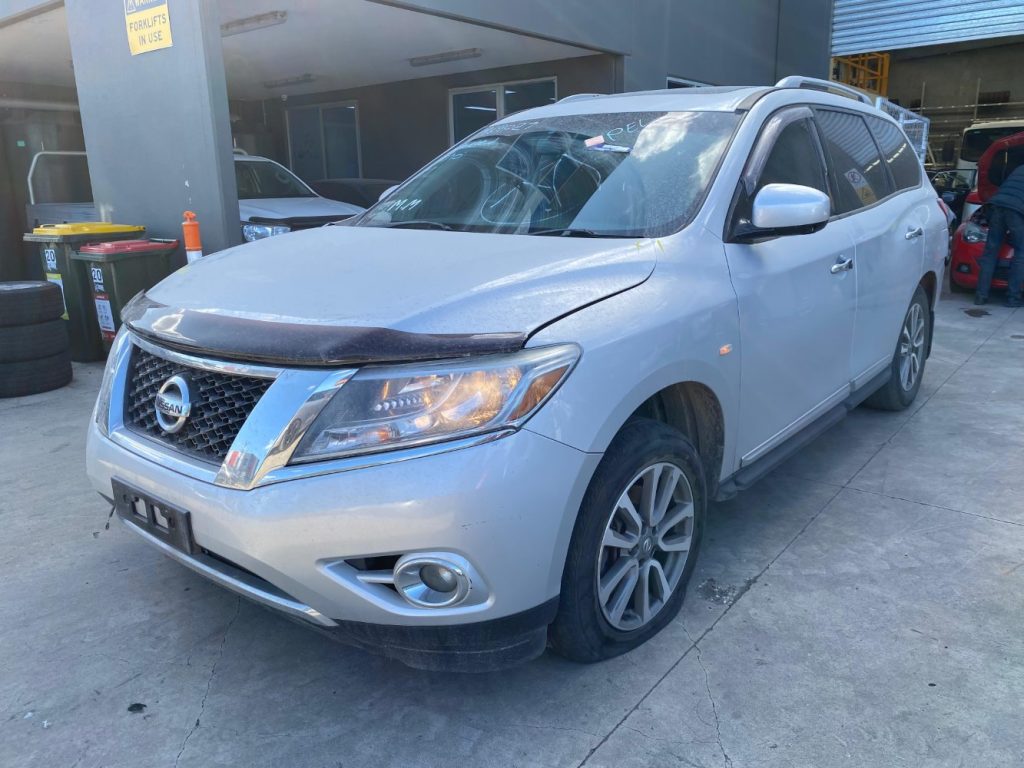 Car Wreckers - Nissan Pathfinder 2013 Silver Auto Petrol