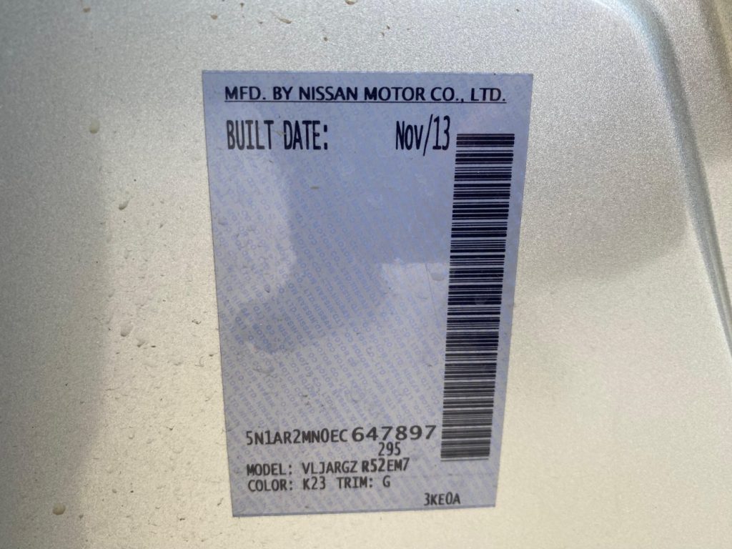 Car Wreckers - Nissan Pathfinder 2013 Silver Auto Petrol