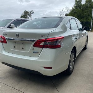 Car Wreckers - Nissan Pulsar 2013 White Auto Petrol