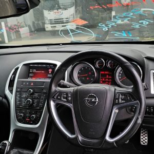 Car Wreckers - Opel Astra 2013 White Auto Petrol