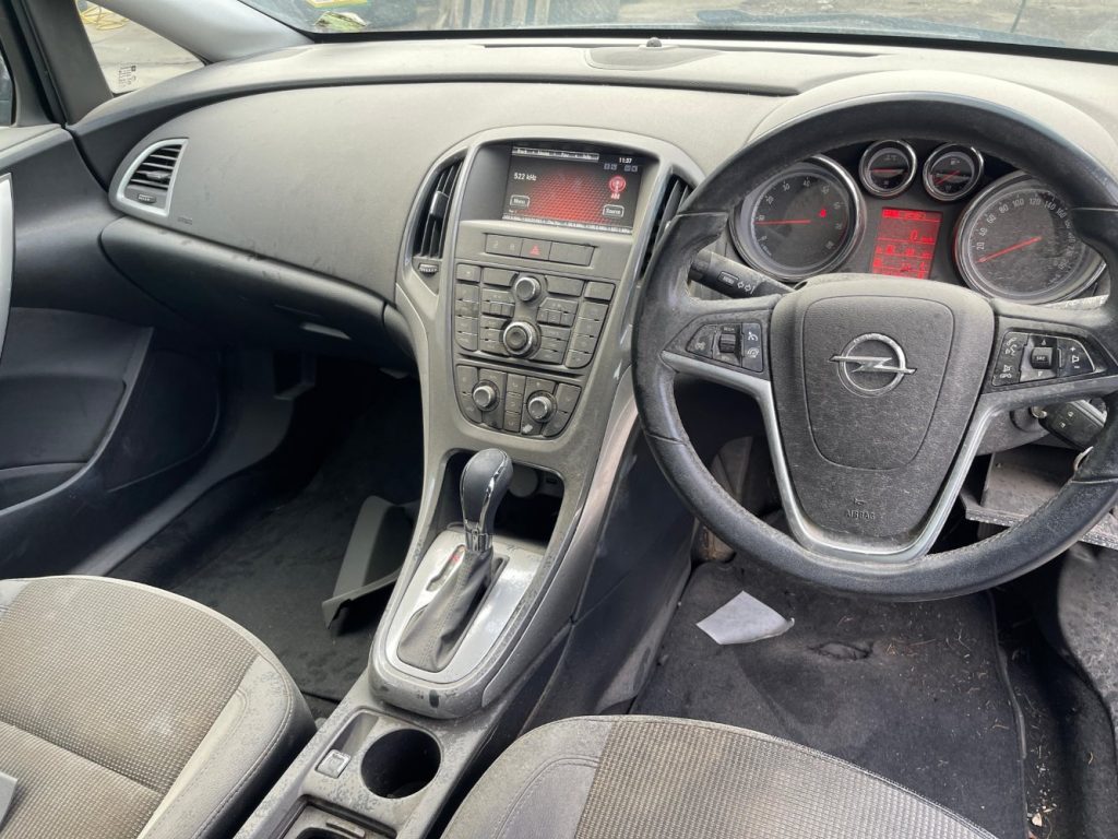 Car Wreckers - Opel Astra 2013 Black Auto Petrol