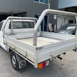 Car Wreckers - Toyota Hilux 2013 White Auto