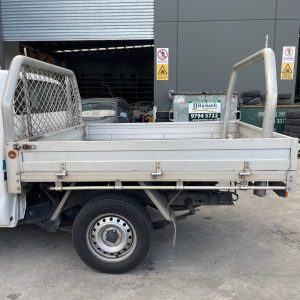 Car Wreckers - Toyota Hilux 2013 White Auto