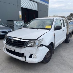 Car Wreckers - Toyota Hilux 2013 White Auto