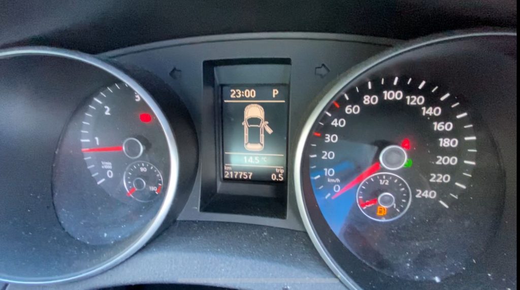 Car Wreckers - Volkswagen Golf 2013 Black Auto Diesel