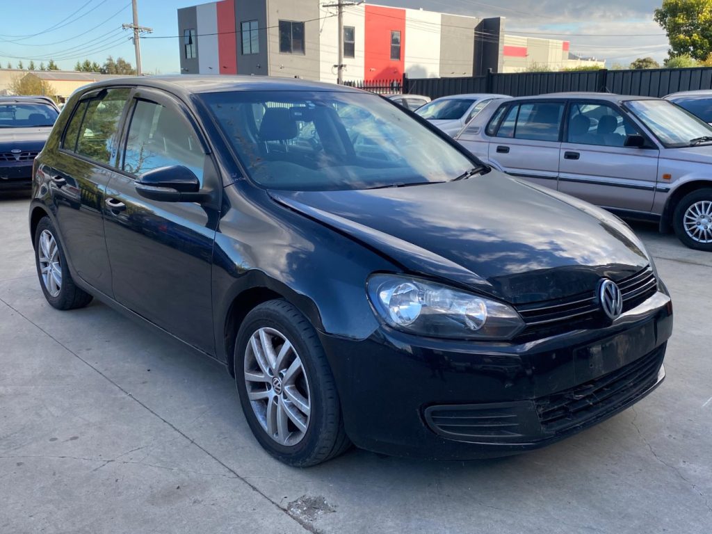Car Wreckers - Volkswagen Golf 2013 Black Auto Diesel