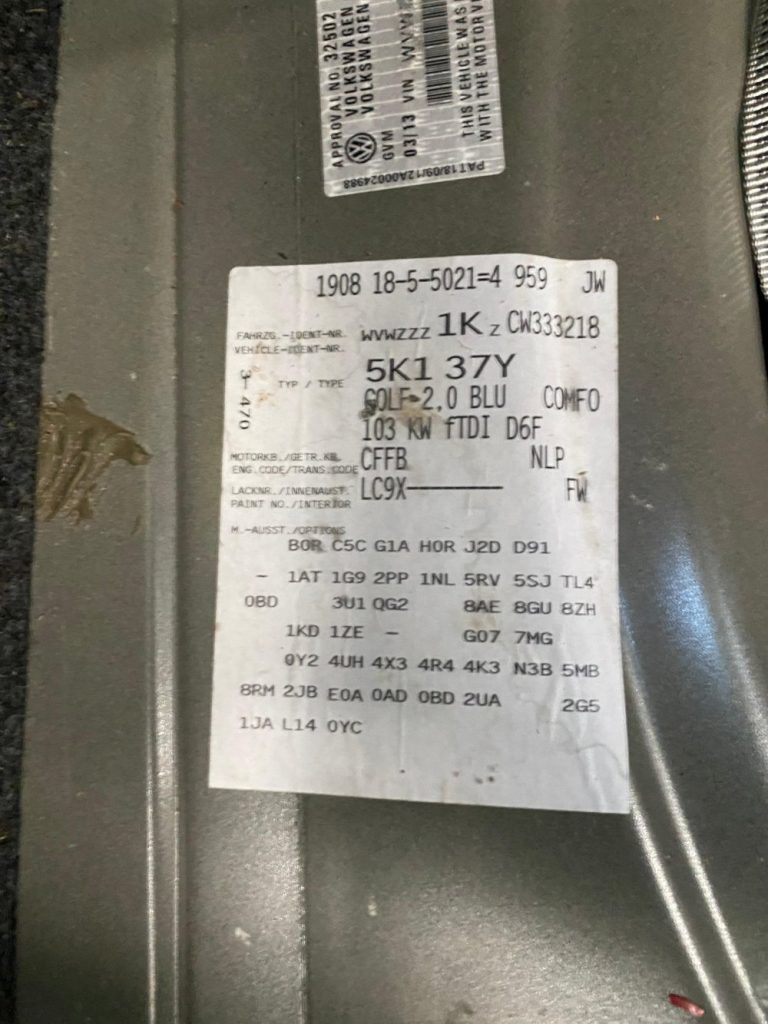 Car Wreckers - Volkswagen Golf 2013 Black Auto Diesel