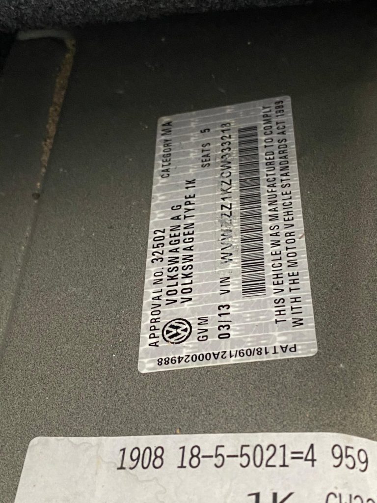 Car Wreckers - Volkswagen Golf 2013 Black Auto Diesel