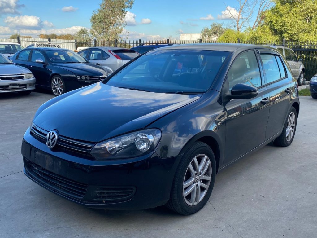 Car Wreckers - Volkswagen Golf 2013 Black Auto Diesel
