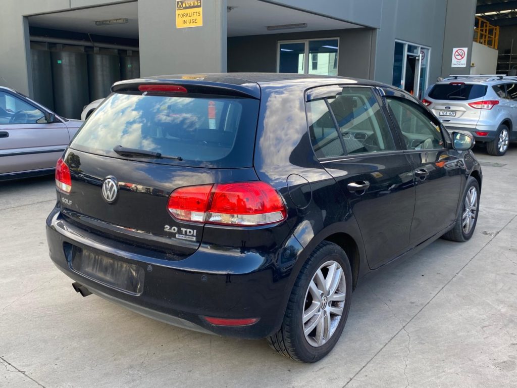 Car Wreckers - Volkswagen Golf 2013 Black Auto Diesel