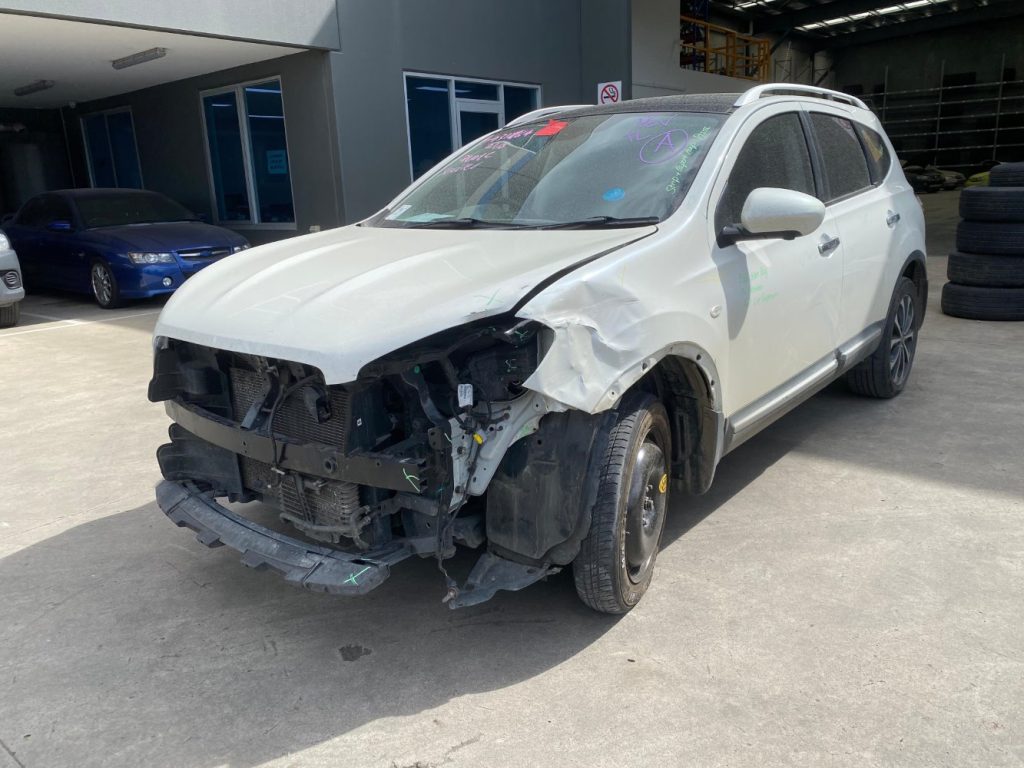 Car Wreckers - Nissan Dualis 2013 White Auto Petrol