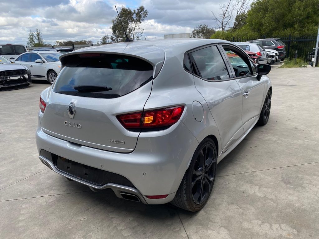 Car Wreckers - Renault Clio 2014 Silver Auto Petrol