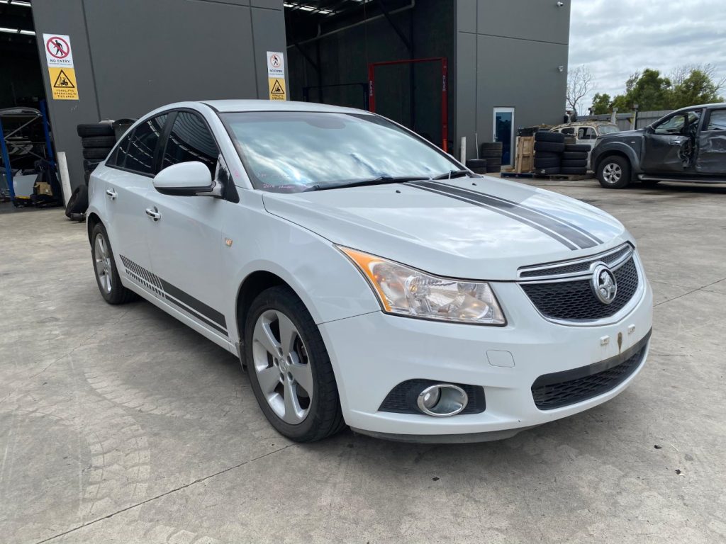 Car Wreckers - Holden Cruze 2014 White Auto Diesel