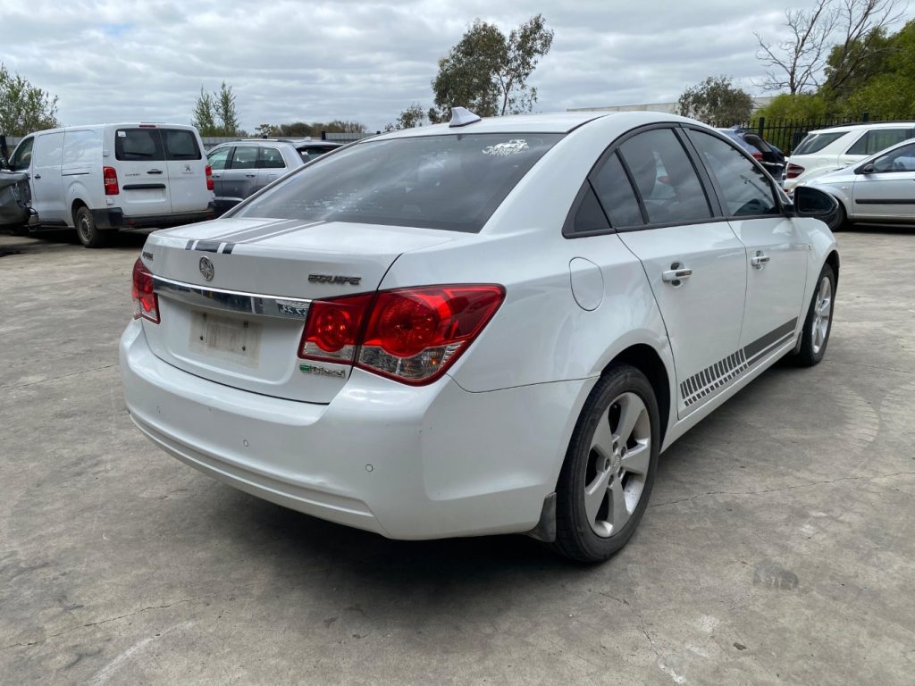Car Wreckers - Holden Cruze 2014 White Auto Diesel