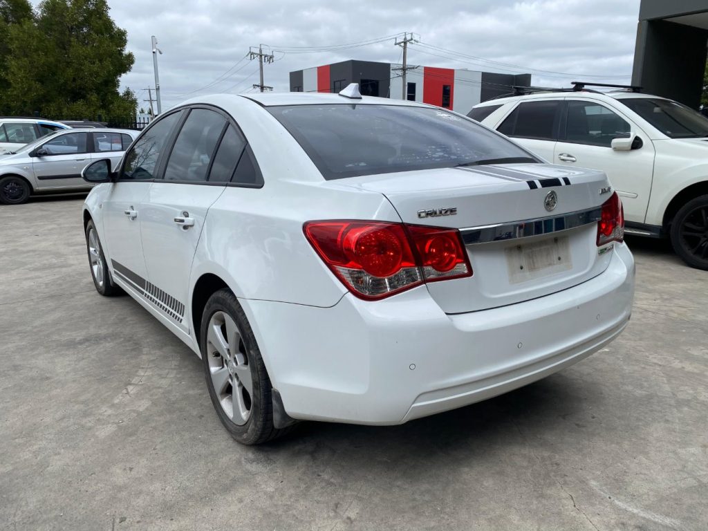 Car Wreckers - Holden Cruze 2014 White Auto Diesel