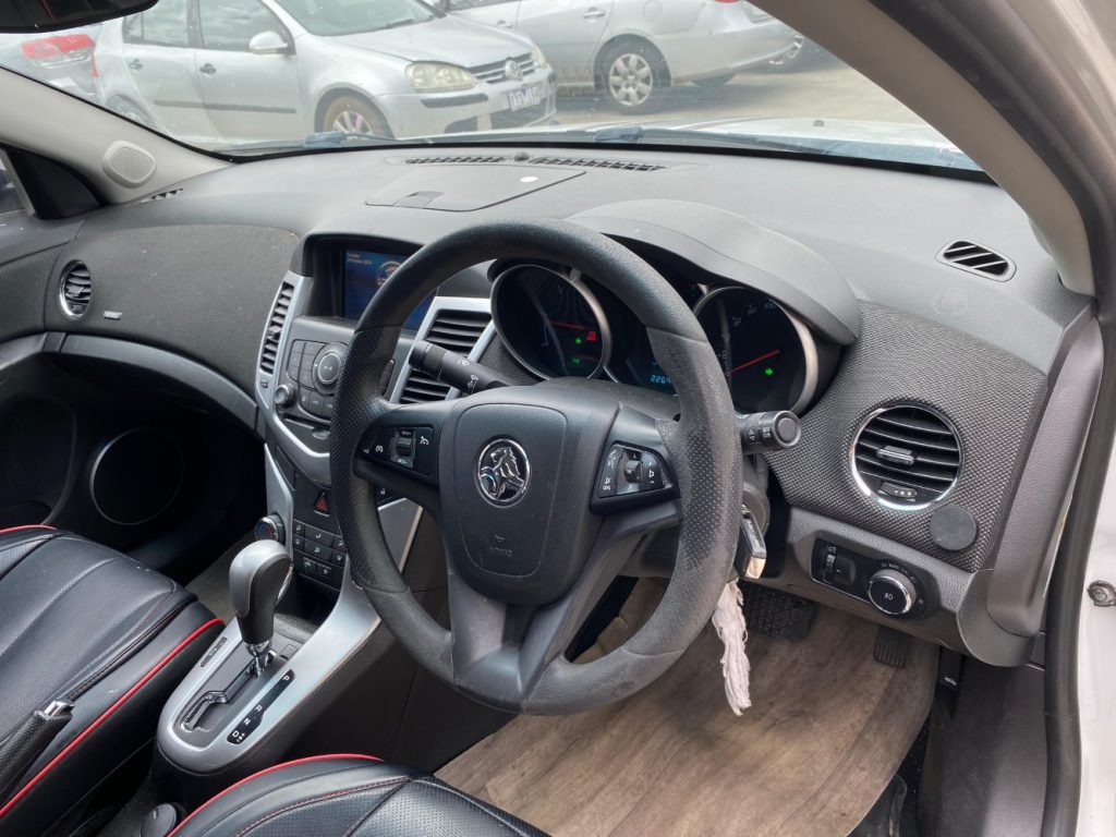 Car Wreckers - Holden Cruze 2014 White Auto Diesel