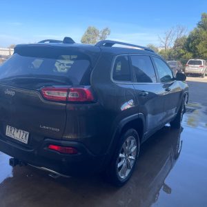 Car Wreckers - Jeep Cherokee 2014 Green Auto Petrol