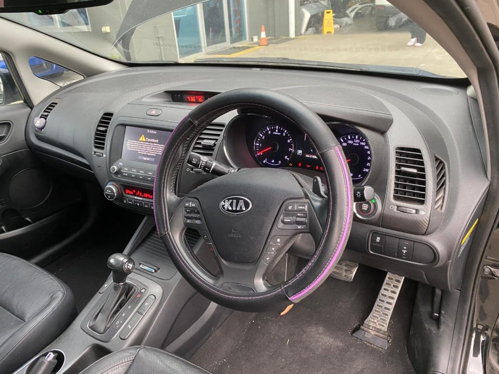 Kia Cerato 2014 YD,YDM III GDI 2.0L G4NC DOHC 16v Petrol Direct Inj. 4cyl 129kW Sedan FWD
