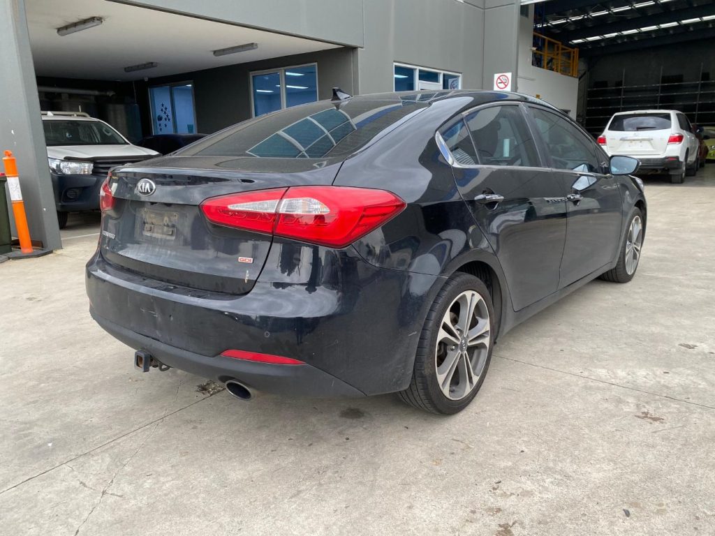 Kia Cerato 2014 YD,YDM III GDI 2.0L G4NC DOHC 16v Petrol Direct Inj. 4cyl 129kW Sedan FWD