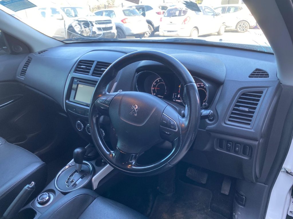 Car Wreckers - Peugeot 4008 2014 White Auto Petrol