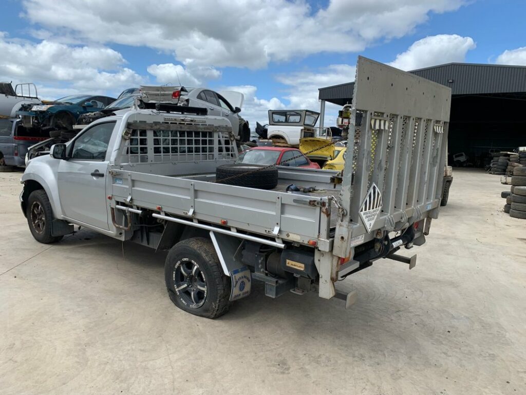 Car Wreckers - Isuzu D-Max 2014