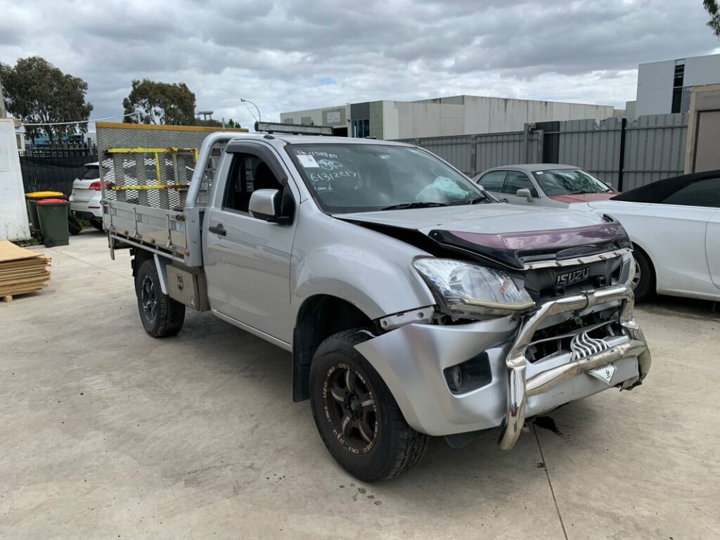 Car Wreckers - Isuzu D-Max 2014